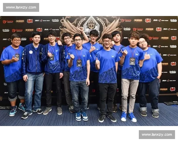 兄弟齐心!G2、BLG、T1 携手征战 MSI 兄弟齐心!G2、BLG、T1 携手征战 MSI