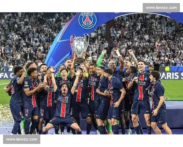 多纳鲁马铁心离队!曼城曼联竞逐,巴黎标价 3000 万欧 多纳鲁马铁心离队!曼城曼联竞逐,巴黎标价 3000 万欧