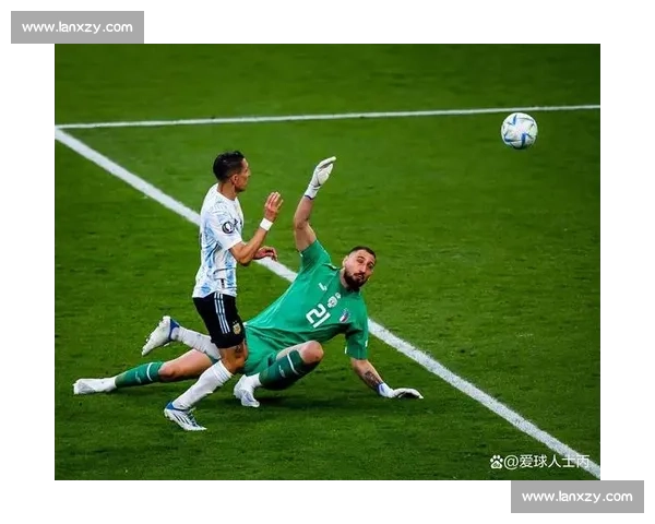 多纳鲁马铁心离队！曼城曼联竞逐，巴黎标价 3000 万欧