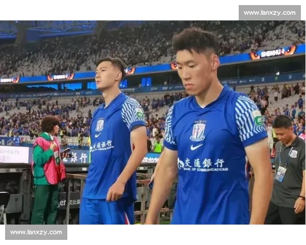 申花门将危机升级！薛庆浩四失球暴露青训断档，唐蒙支招卡恩式出击