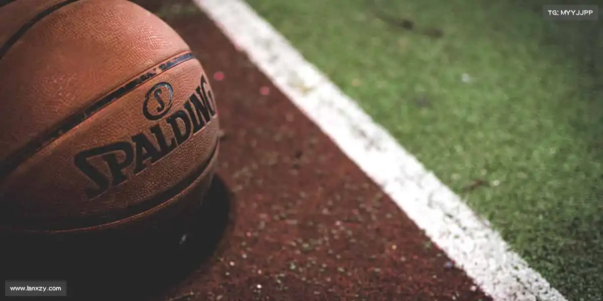 <strong>DB电竞官方网站</strong>🏊水中的每一次冲刺，都是与自己的较量 —— 泳往直前，就是现在！